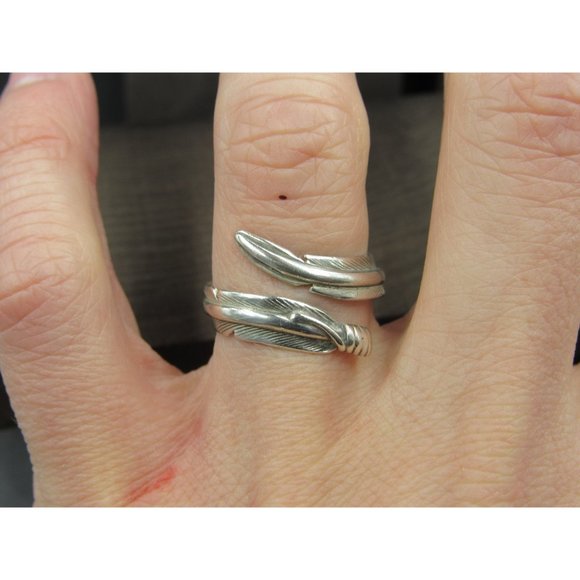 Size 6.75 Sterling Silver Lena Platero Feather Wrap Band Ring Vintage Statement - Picture 3 of 8